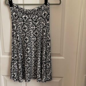 Max Studio Chic Black and White A-Line Skirt